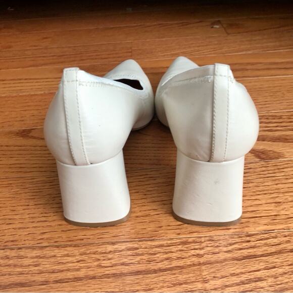 GENTLE SOULS by Kenneth Cole Dionne Pointed Toe Slip On Pumps Stone Women's 7.5M - Picture 8 of 12